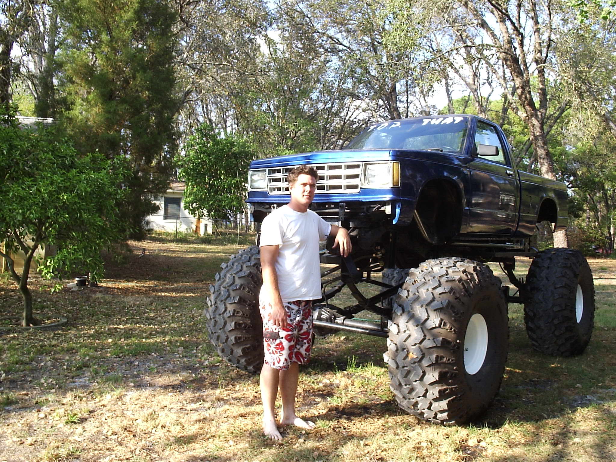 how to make mini  monster truck